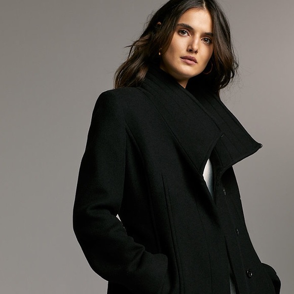 *SOLD* Aritzia Babaton Spencer Wool Cashmere Coat - Picture 2 of 8